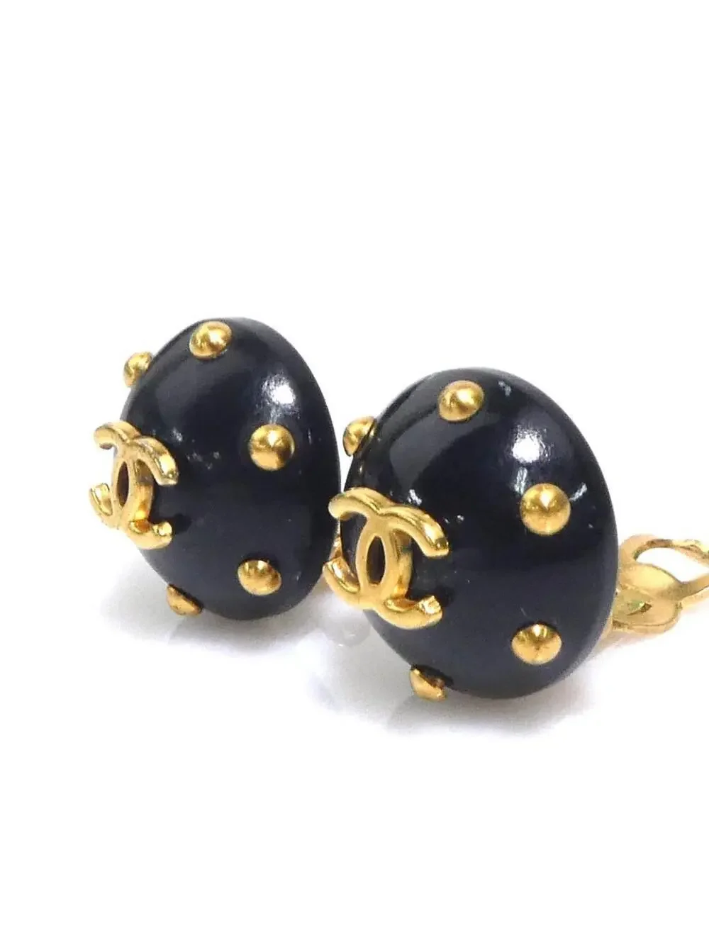 Auth Chanel Vintage Cc Logo Clip On #293941C31B